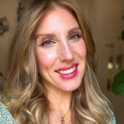 Miranda Wulfekoetter headshot